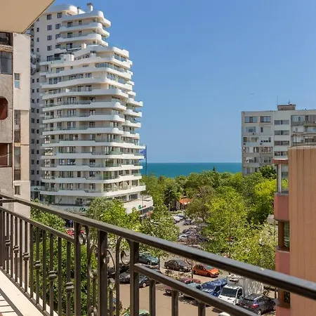 Flora 1 * Burgas Stad