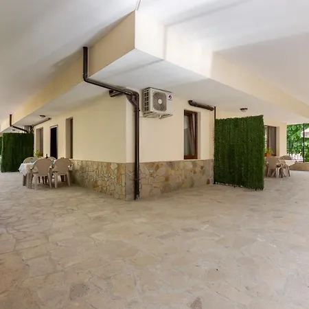 Flora 1 Διαμέρισμα *