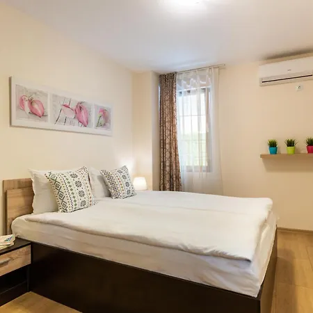 Flora 1 Διαμέρισμα Μπουργκάς