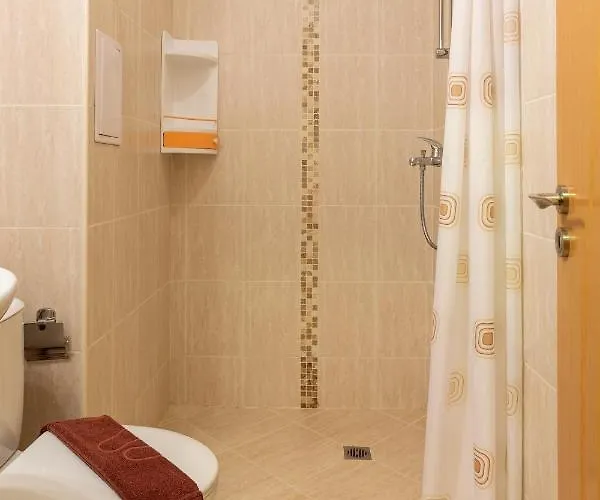 Flora 1 Апартамент