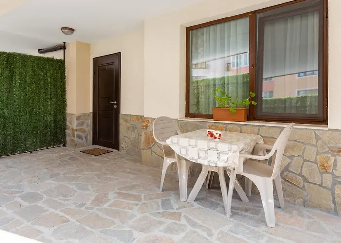 Flora 1 Бургас